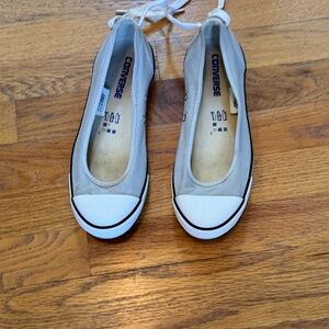 Converse Women's White Slip-On Sneakers, Size 8